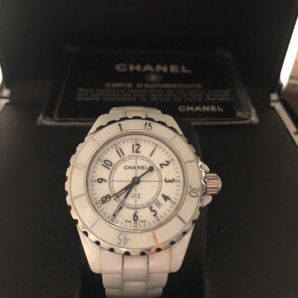 Chanel J12 33 mm ladies white ceramic watch